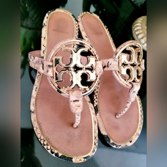 Tory Burch Miller Metal-Logo Embossed Snake Leather Sandals Blush Rossia/ US 7.5 - Picture 3 of 16